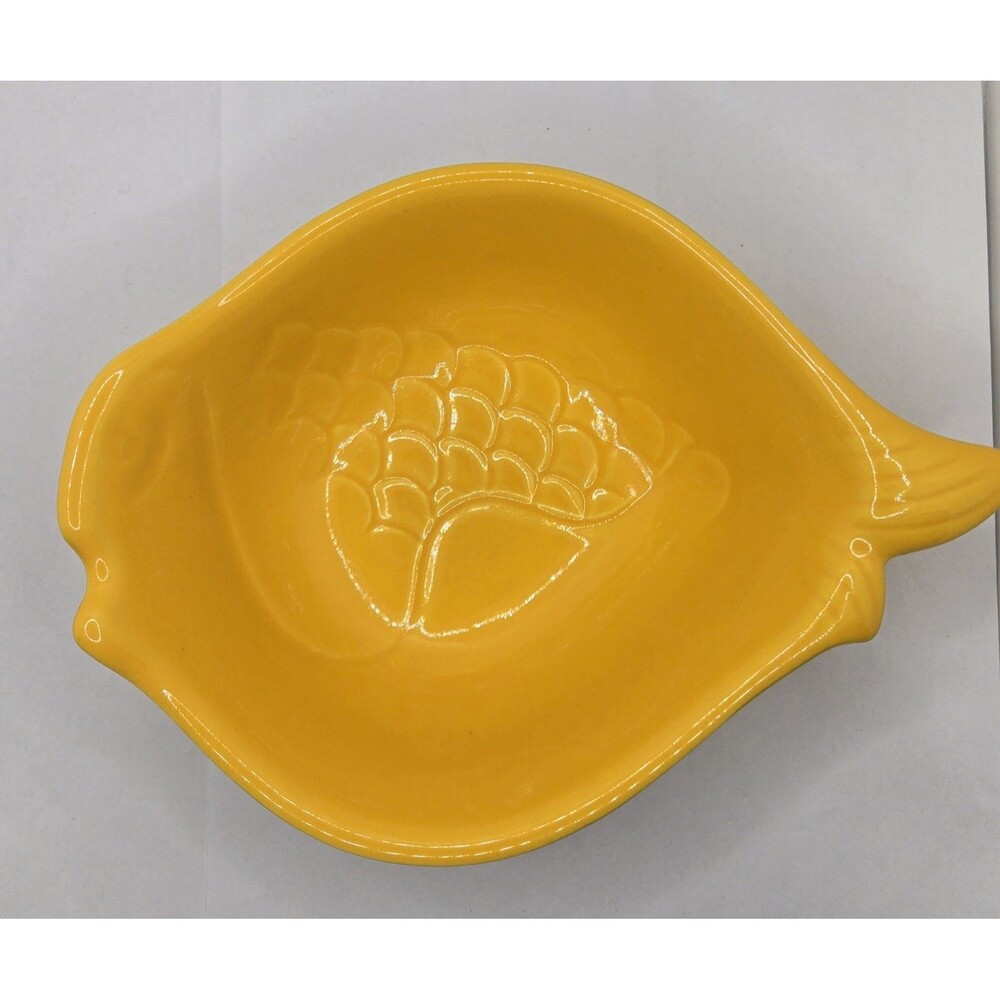 Espirit de Cuisine Yellow Fish Bowl Excellent Vintage Condition